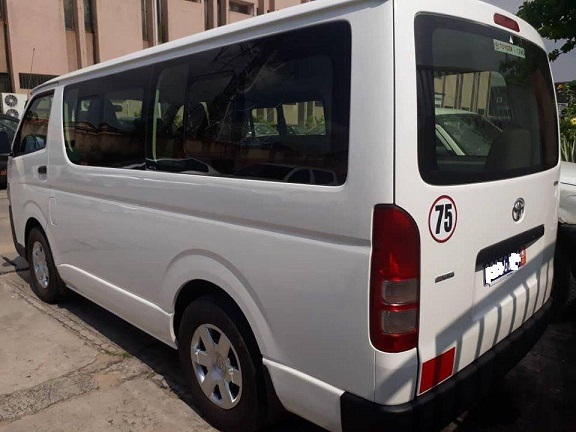 Toyota Hiace /15 Places Climatisé — photo 2