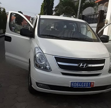 Hyundai H1 9 Places Climatisé — photo 2