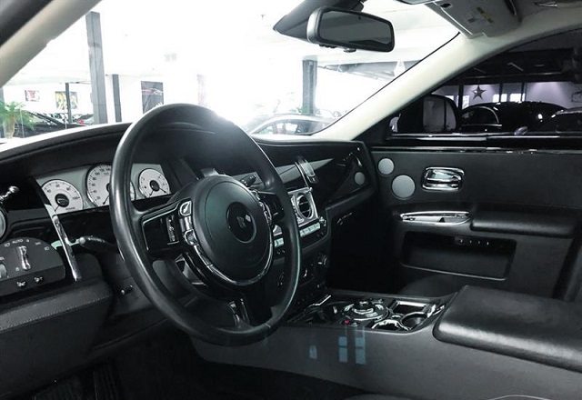 Rolls-Royce Ghost V12 — photo 3