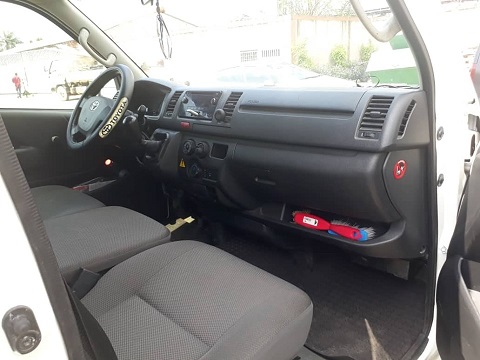 Toyota Hiace /15 Places Climatisé — photo 5
