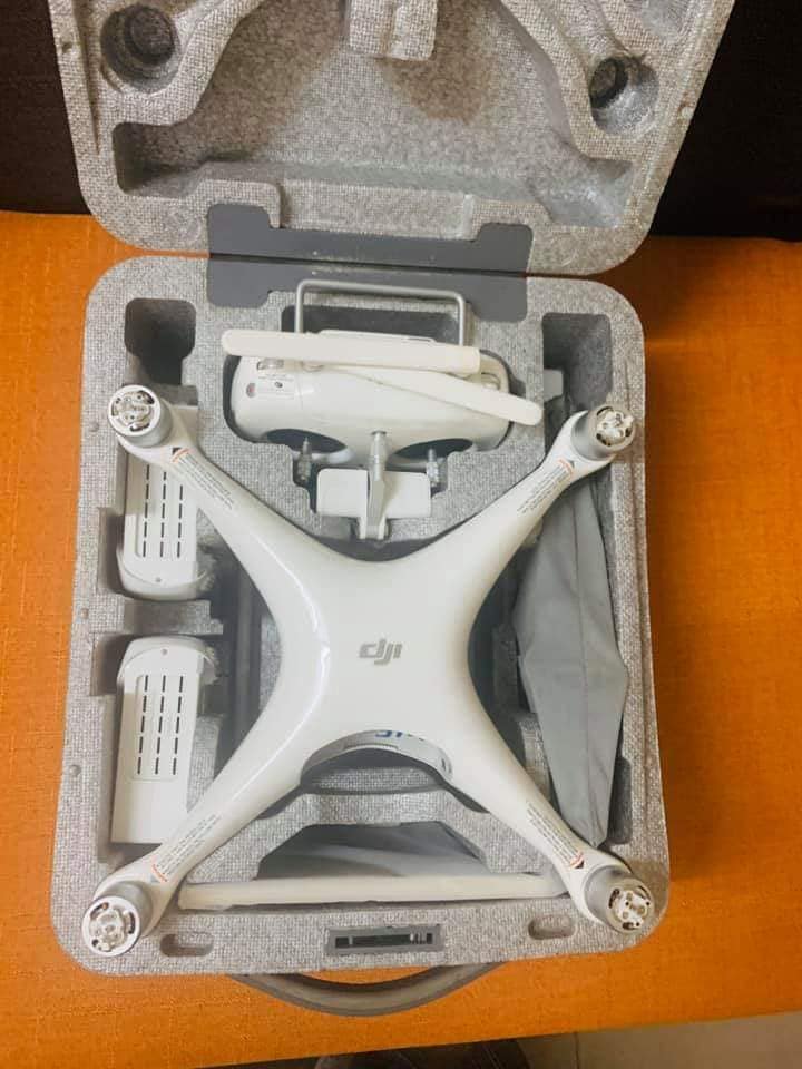 DRONE PHANTOM 4