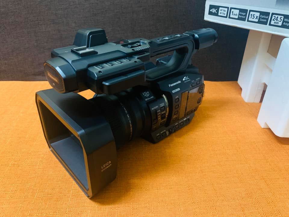Camera Panasonic AG-UX90 4K (Neuf)