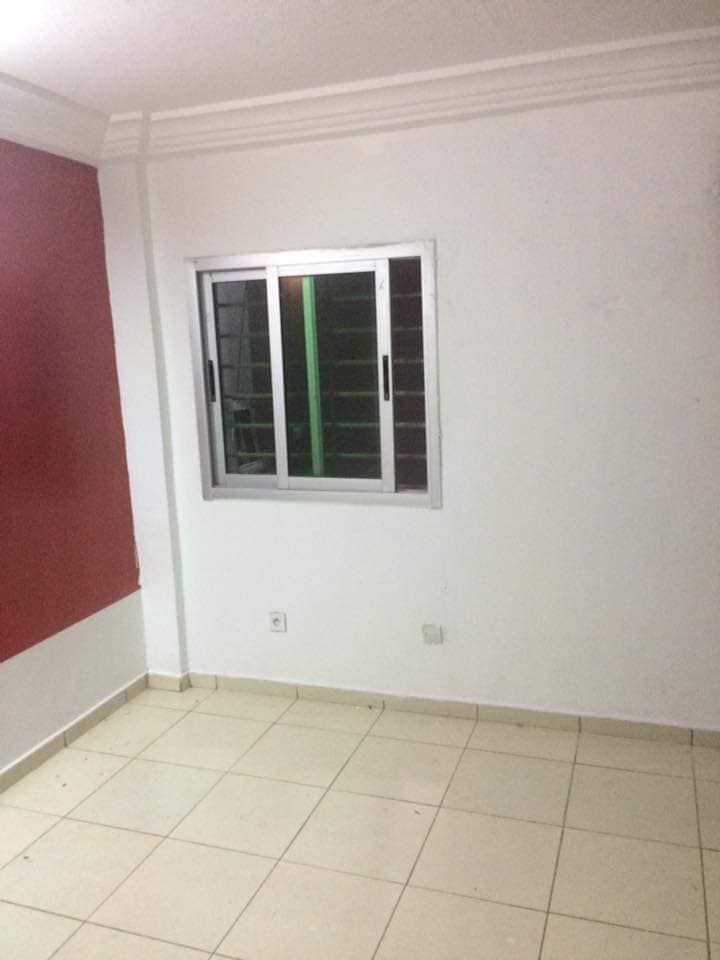 LOCATION 2 Pièce - Angré 8ème Tranche au Rez de chaussée