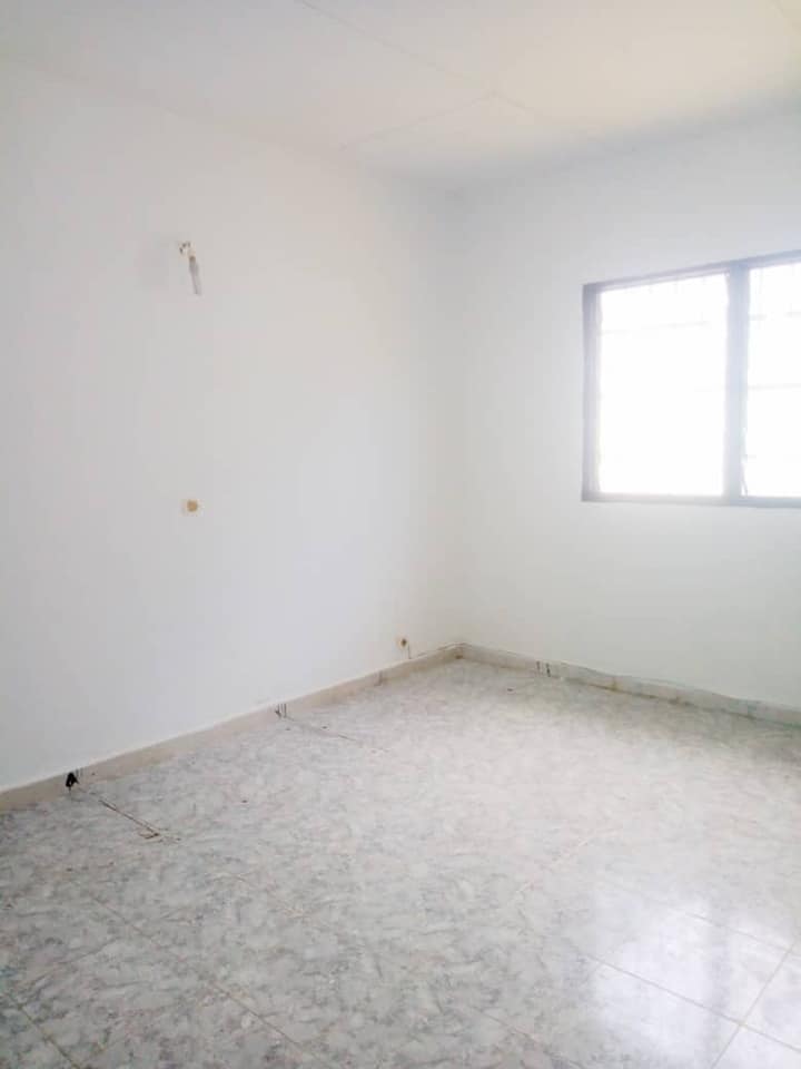 4 Pièces - Faya Cite Laurier 8 — photo 2