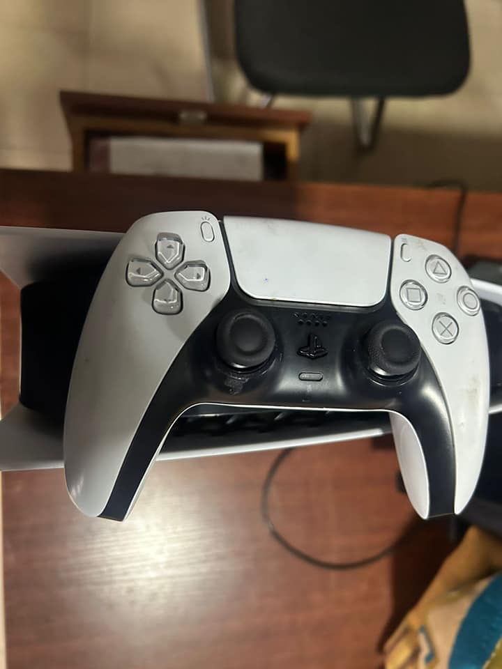PLAY STATION 5