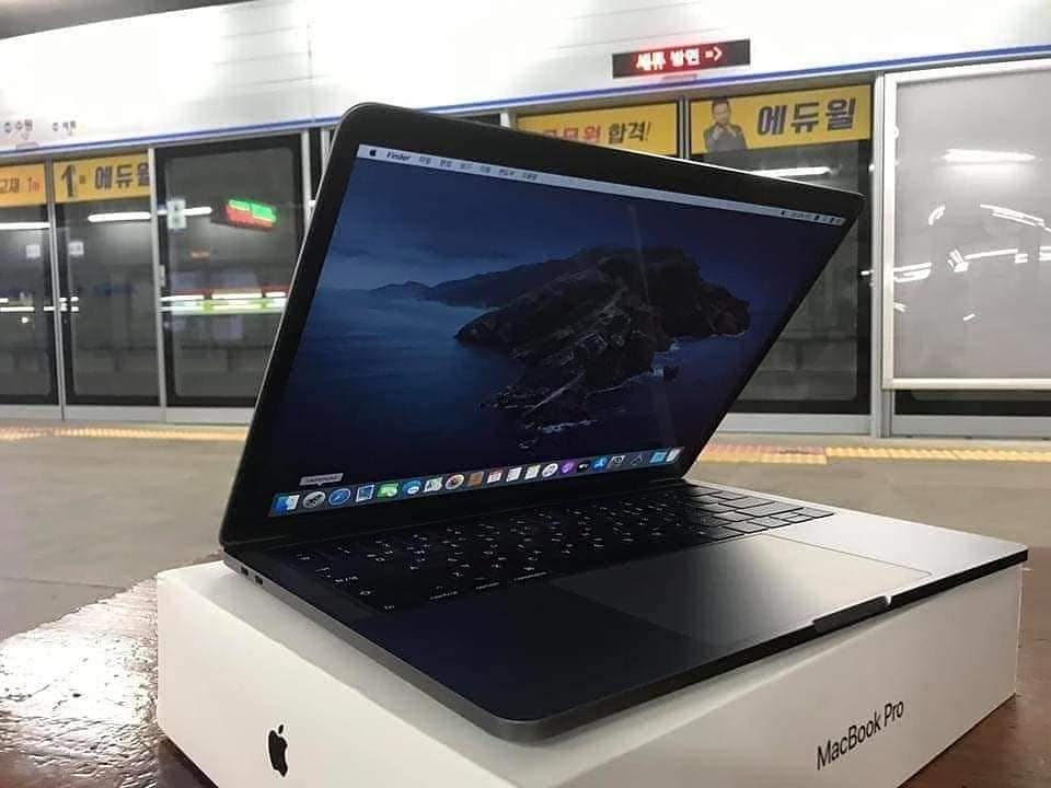 MacBook Pro 2019 — photo 3