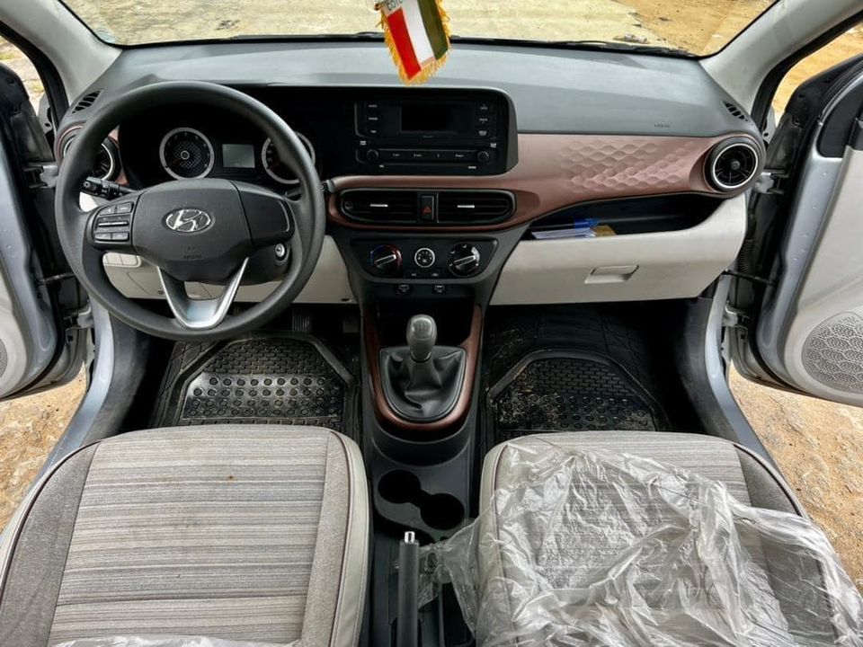HYUNDAI GRAND i10 — photo 3