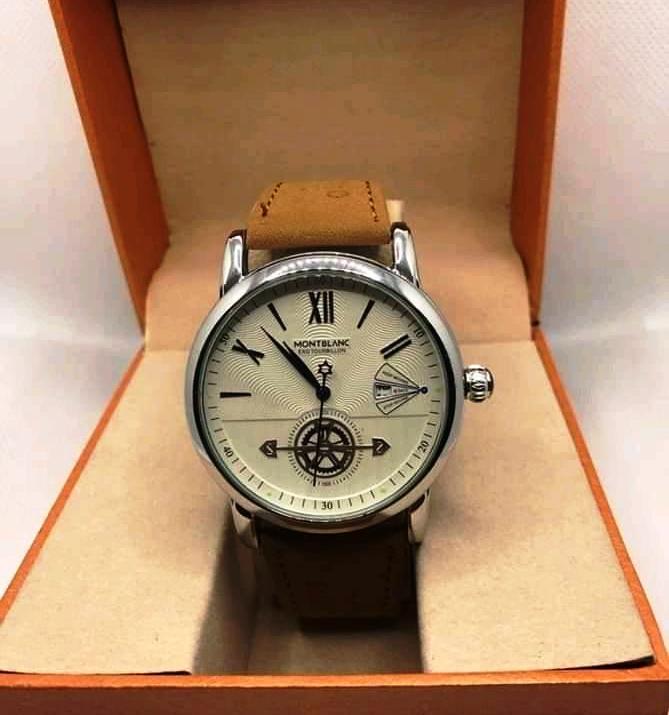 Montre MontBlanc — photo 3