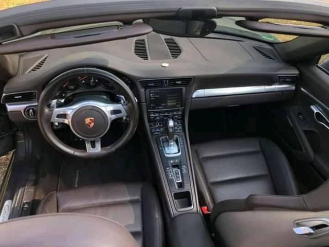 Porsche 911 Carrera S — photo 13