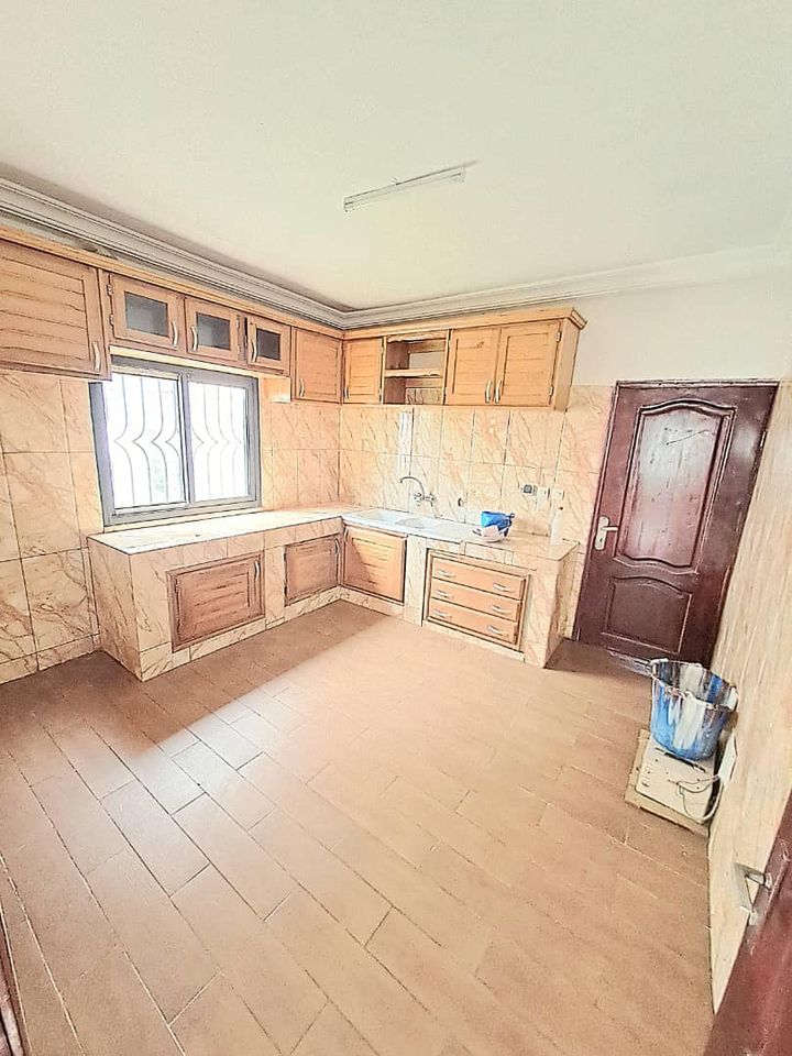 Duplex de 5 Pièces — photo 3