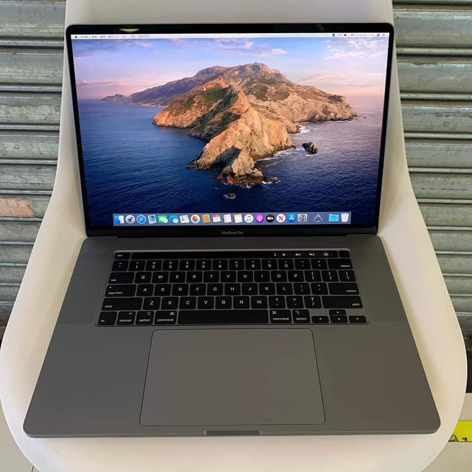 Macbook pro Touch bar i7