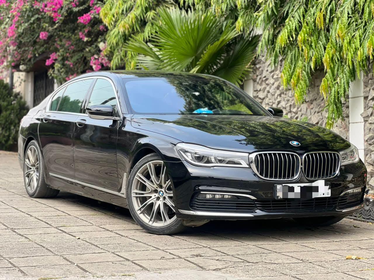 Bmw série 7 Li 2018 — photo 2