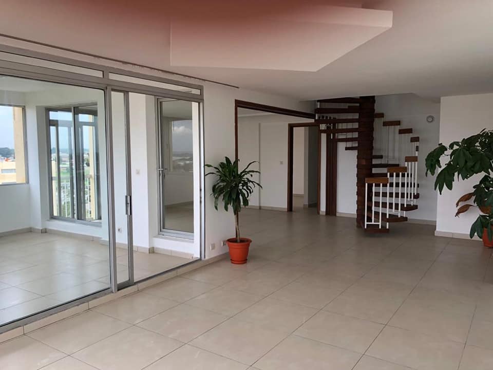Appartement 6 Pièces - Riviera Golf