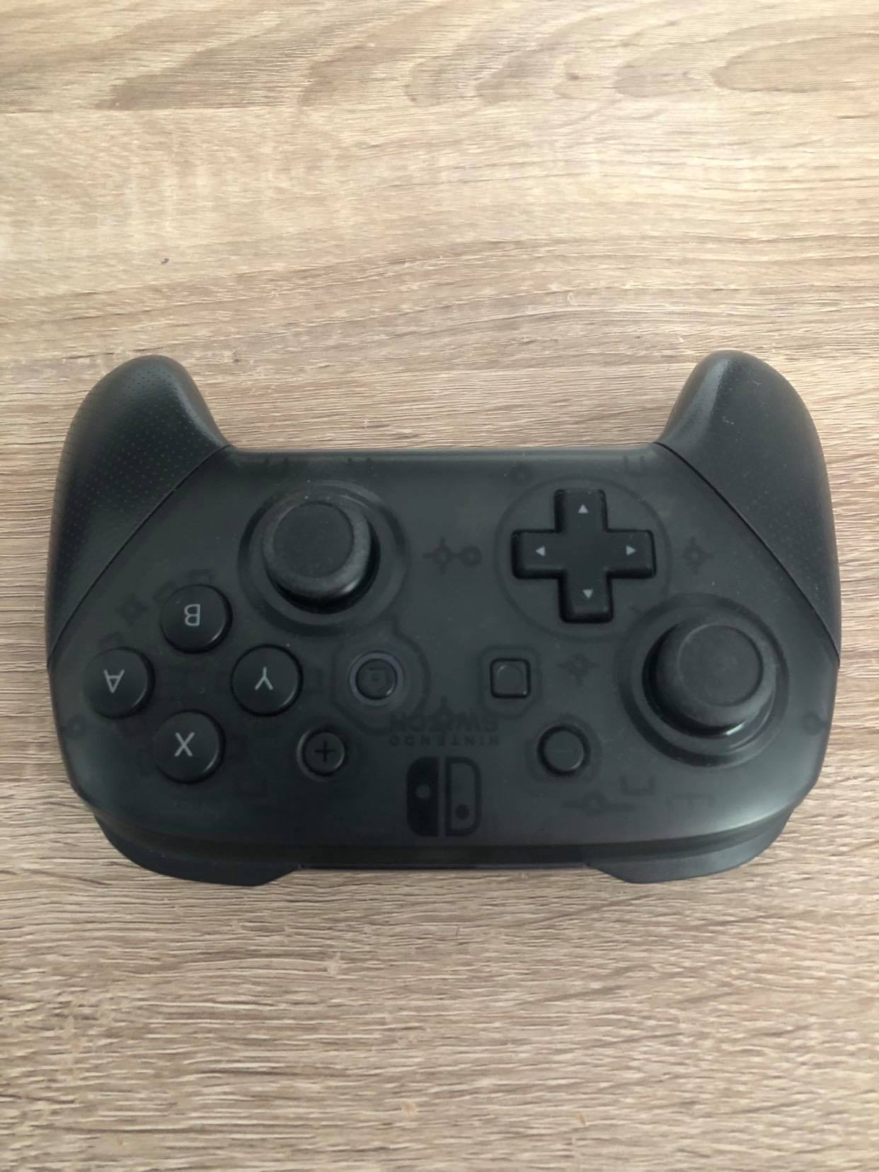 Console Nintendo Switch 2019 Bleue / Rouge — photo 6