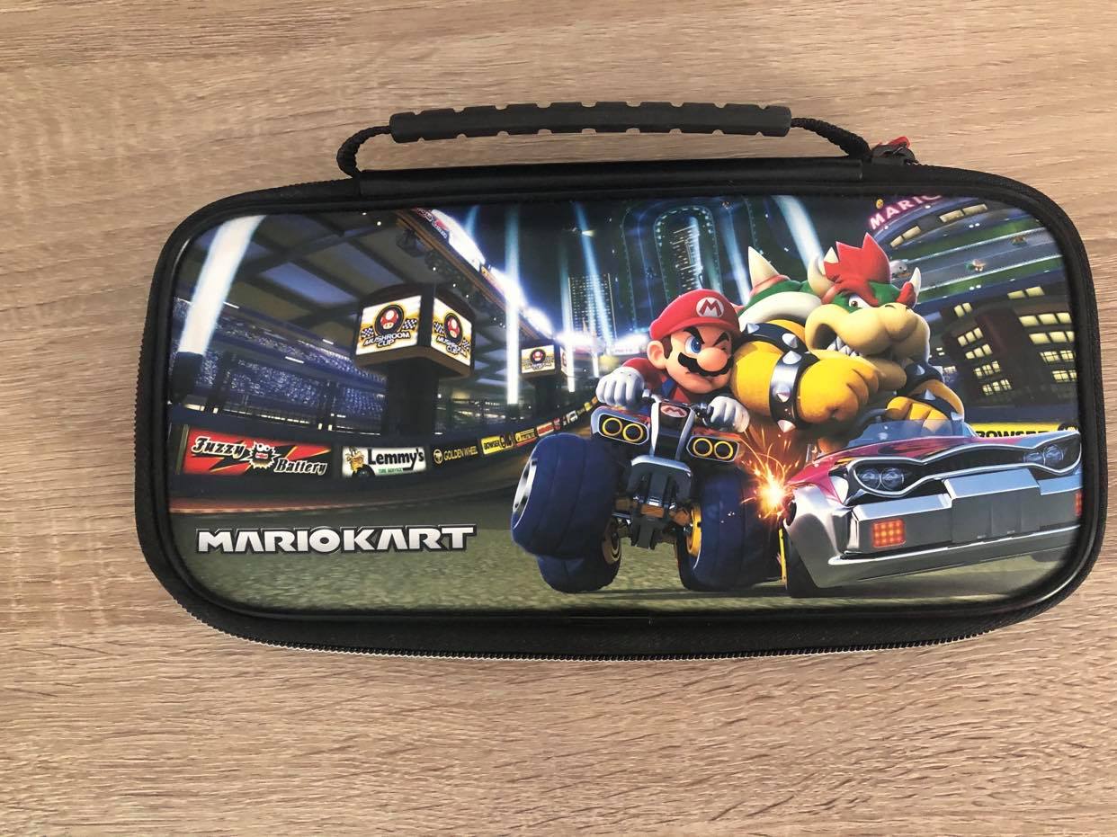 Console Nintendo Switch 2019 Bleue / Rouge — photo 3