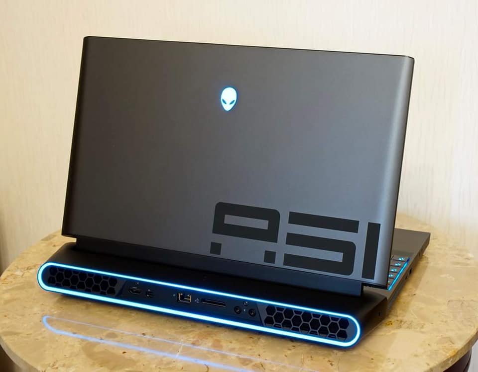Dell Alienware AREA 51M — photo 3