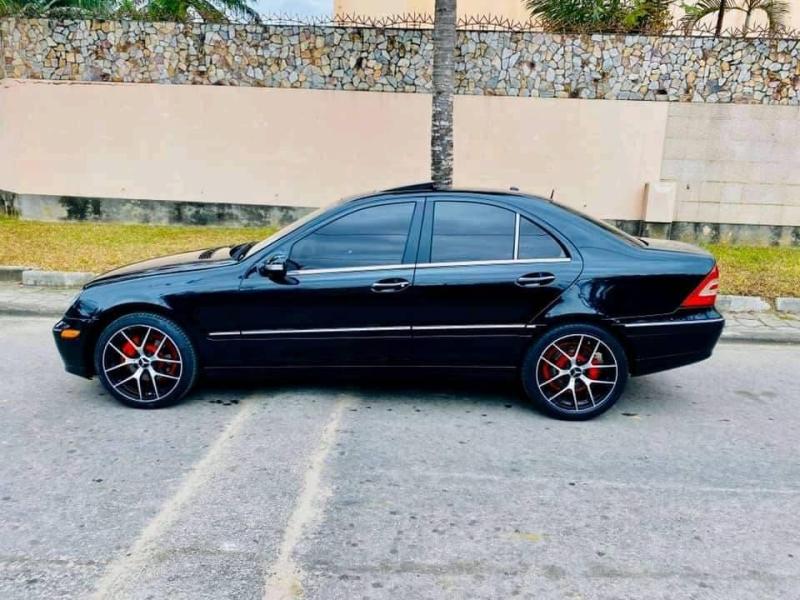 Mercedes-Benz C350 — photo 2