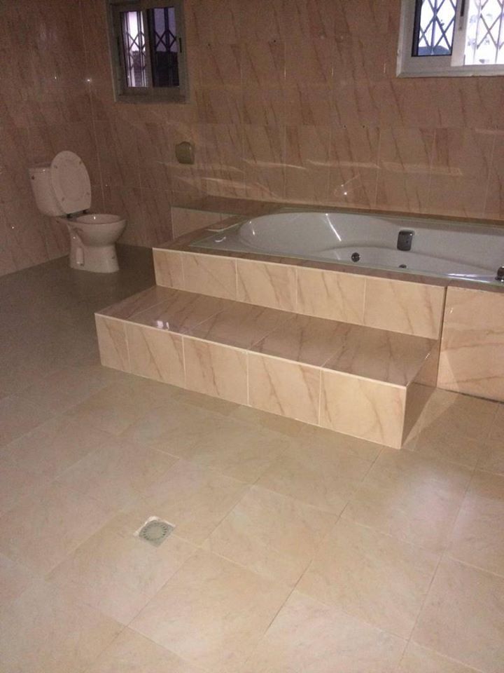 Triplex De 8 Pièces - Angré 8ème Tranche — photo 8