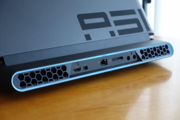 Dell Alienware AREA 51M — photo 5