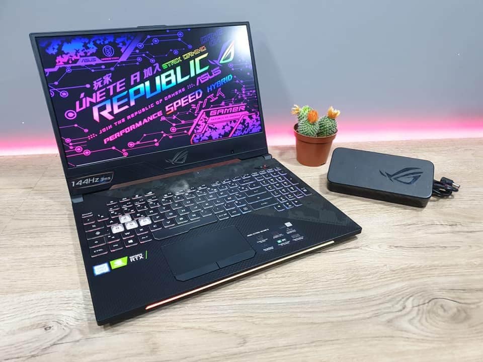Asus ROG Strix Core i7 avec NVIDIA GeForce RTX2070 — photo 3