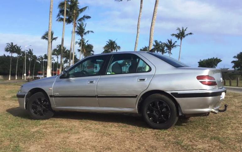 Peugeot 406