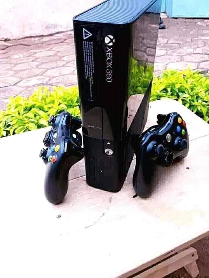 PS4 , PSP, TABLETTE ÉDUCATIVE, NITENDO 3DX XL, NITENDO SWITCH, XBOX ONE — photo 2
