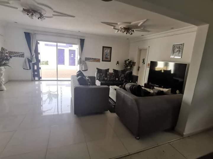 Villa de 8 pièces — photo 2