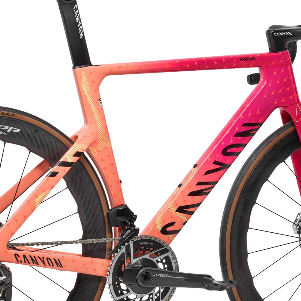 2025 Canyon Aeroad CFR AXS Road Bike (WAREHOUSEBIKE) — photo 2