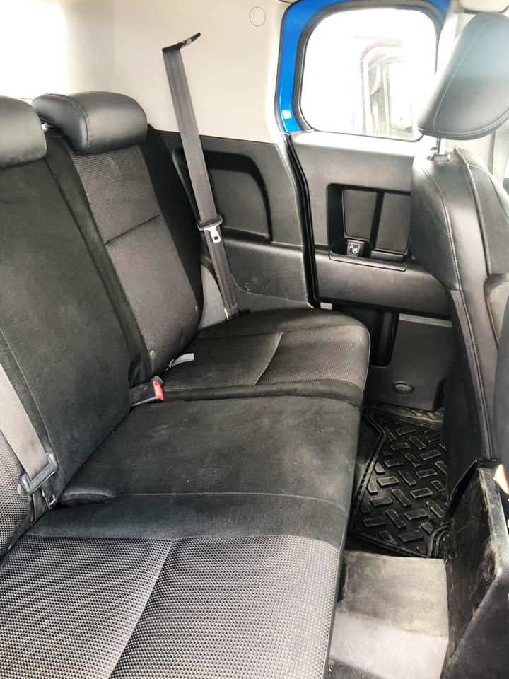 TOYOTA FJ Cruiser — photo 6