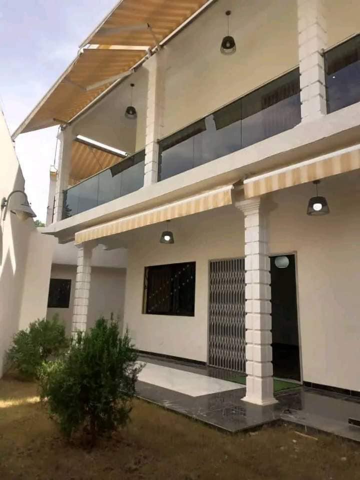 VILLA DUPLEX 8 PIÈCES