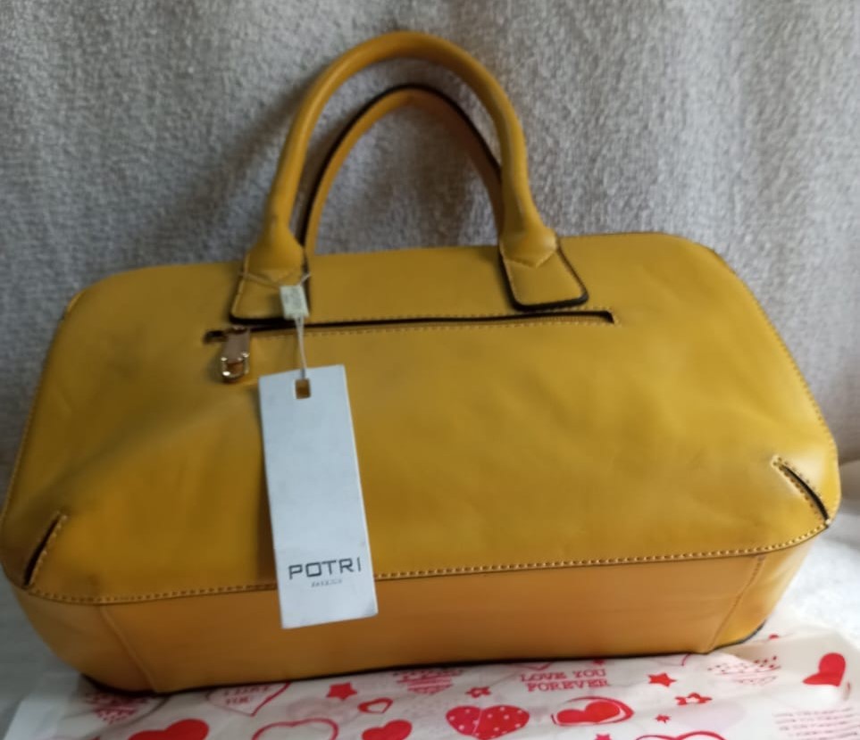 Sacs à Main 100 % Friperie