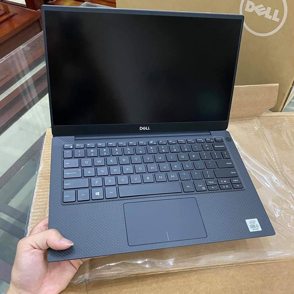 DELL XPS 7390 -2020
