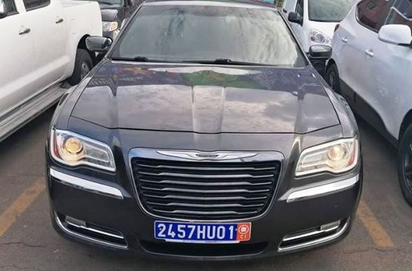 CHRYSLER 300 - 2012 Boîte Auto — photo 2