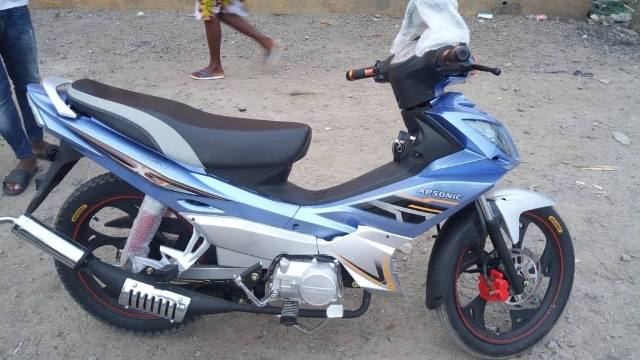 Motos — photo 9