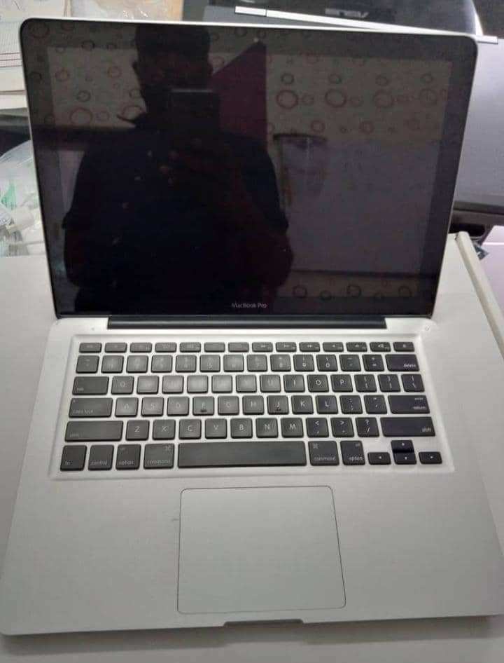MacBook Pro Core i5 — photo 4