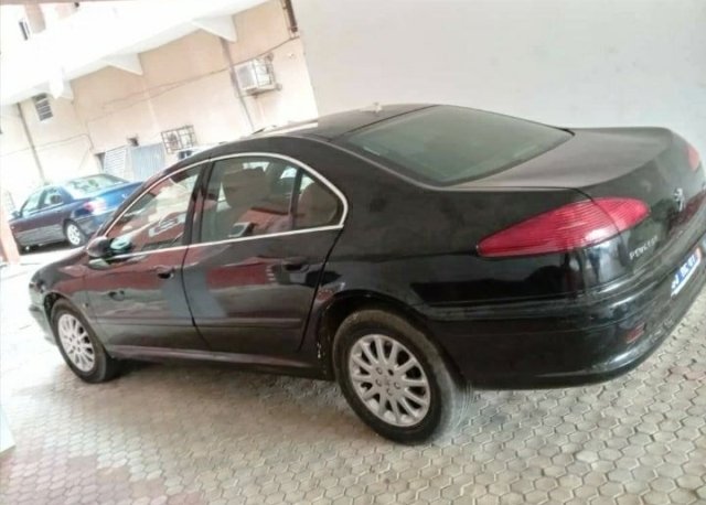 PEUGEOT 607