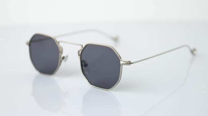 Lunettes De Soleil Colorée — photo 17