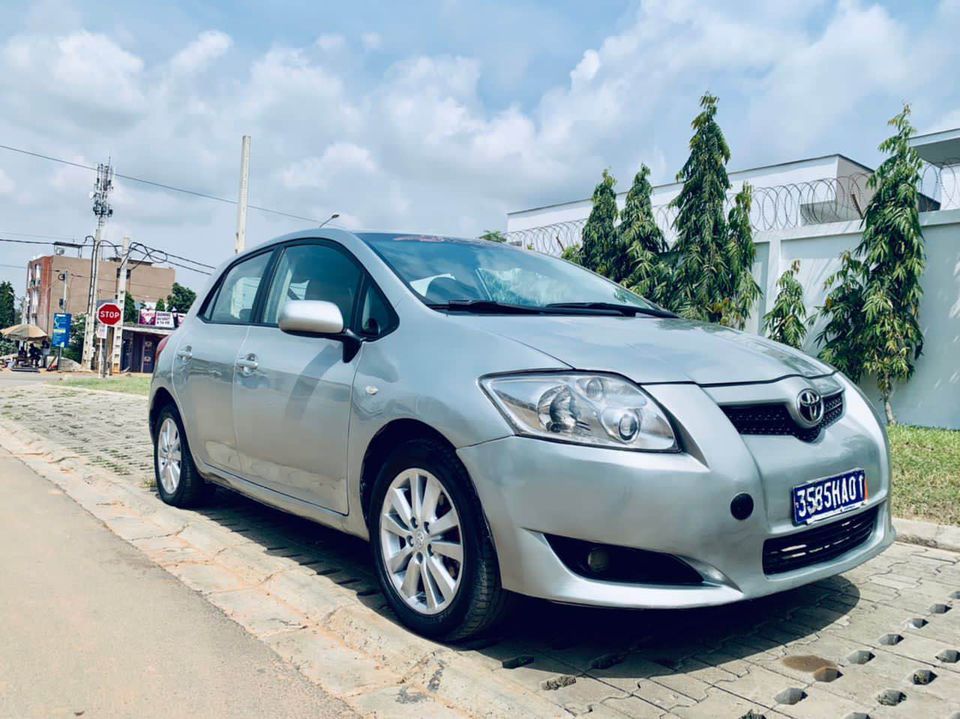 Toyota Auris Année 2008 — photo 3