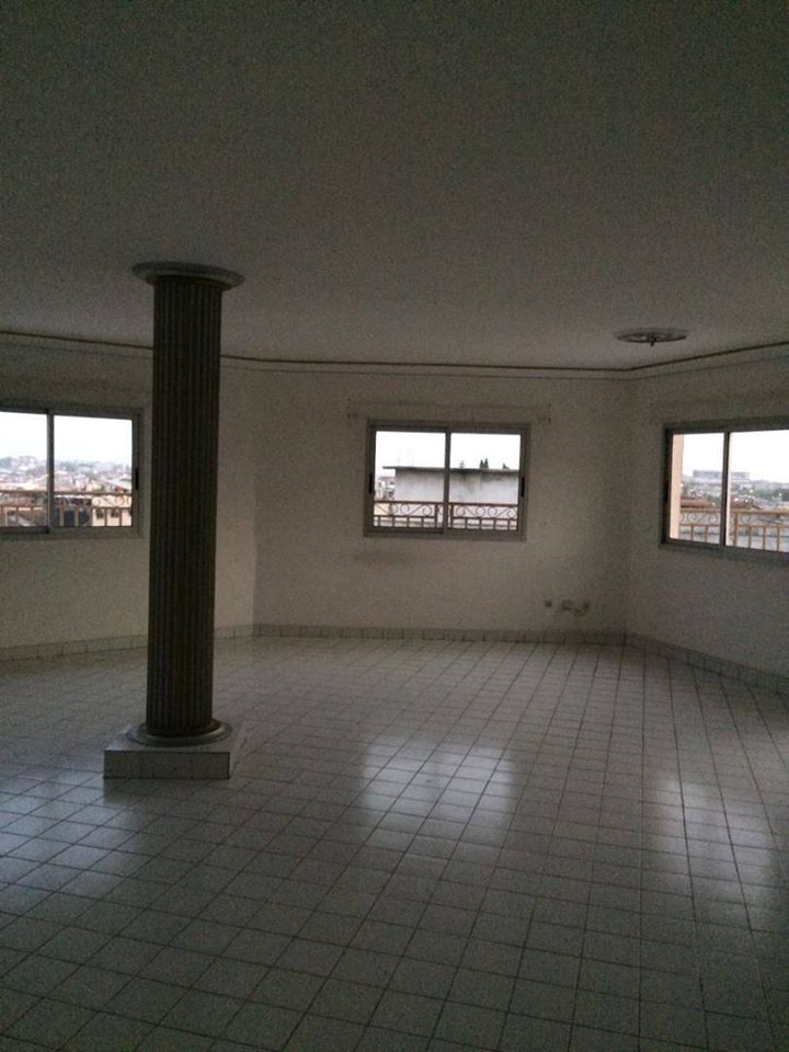 Triplex De 8 Pièces - Angré 8ème Tranche — photo 4