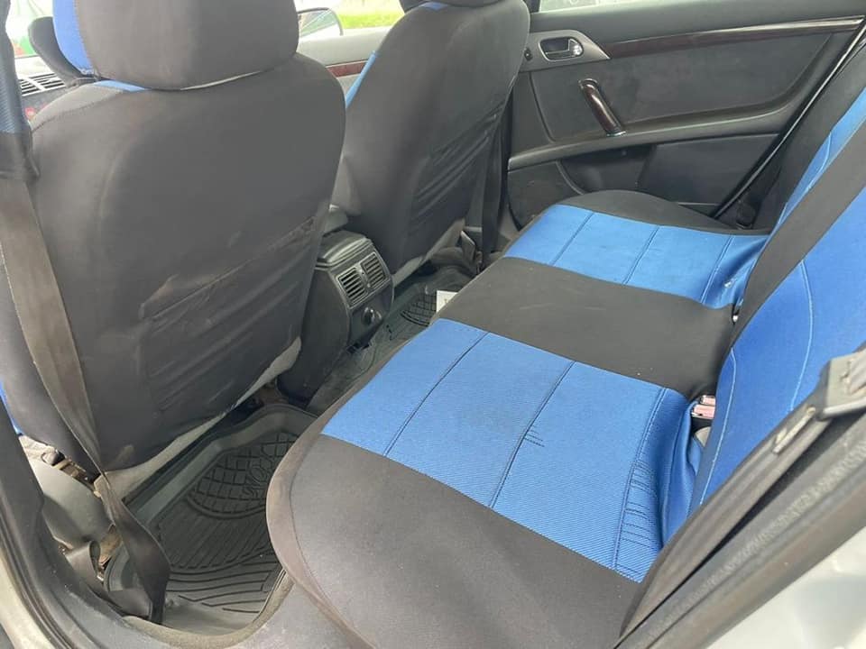 Peugeot 407 — photo 6