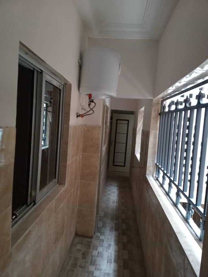 Appartement de 3 Pièces - Route Bingerville — photo 4