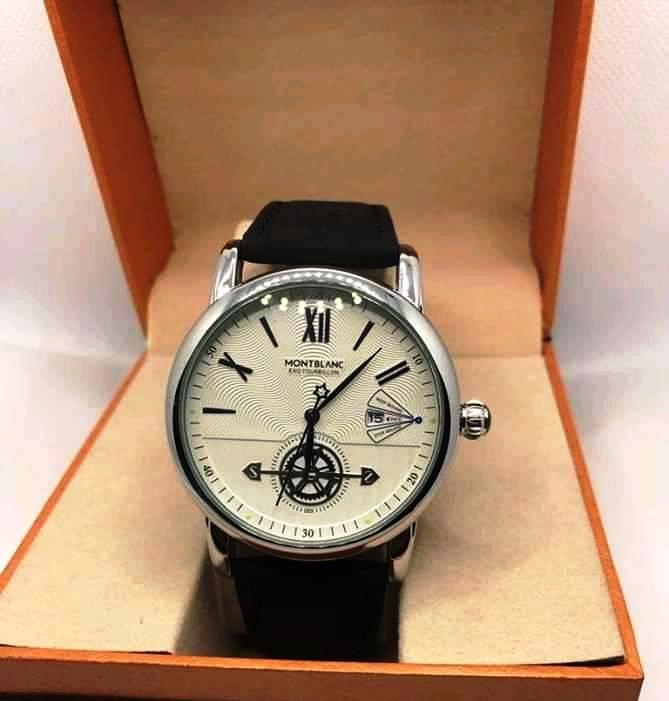 Montre MontBlanc — photo 2