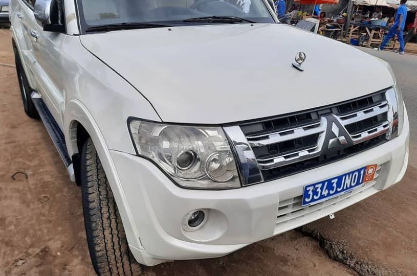 Mitsubishi Pajeros GLS Année 2014 Auto — photo 5