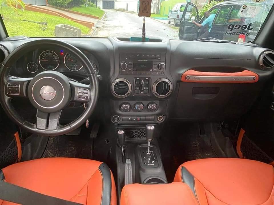 Jeep Wrangler Unlimited Sport 2016 — photo 7
