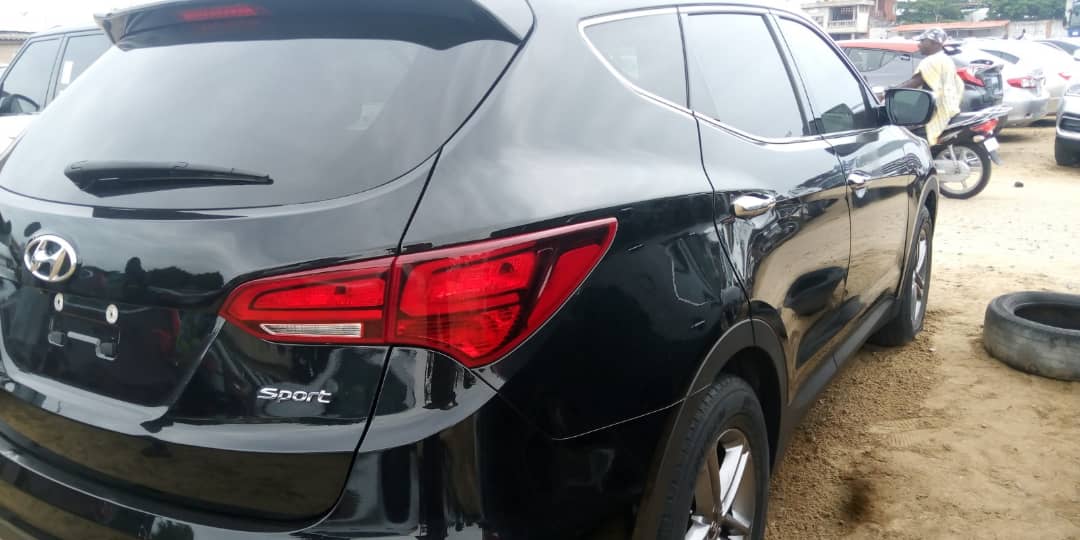 HYUNDAI SANTAFE