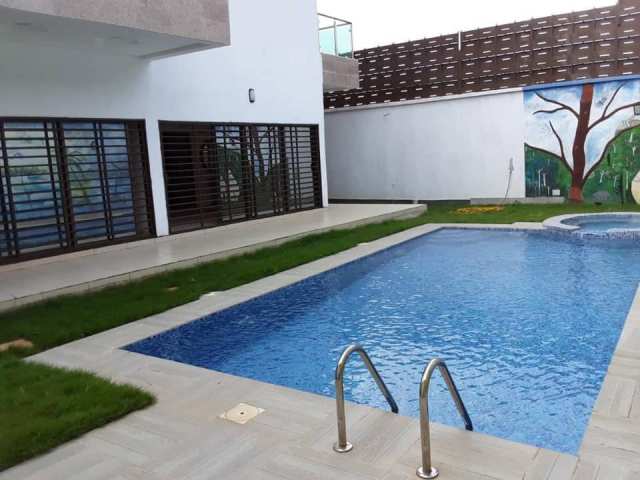 Villa Duplex Haut Standing de 14 Pièces — photo 11