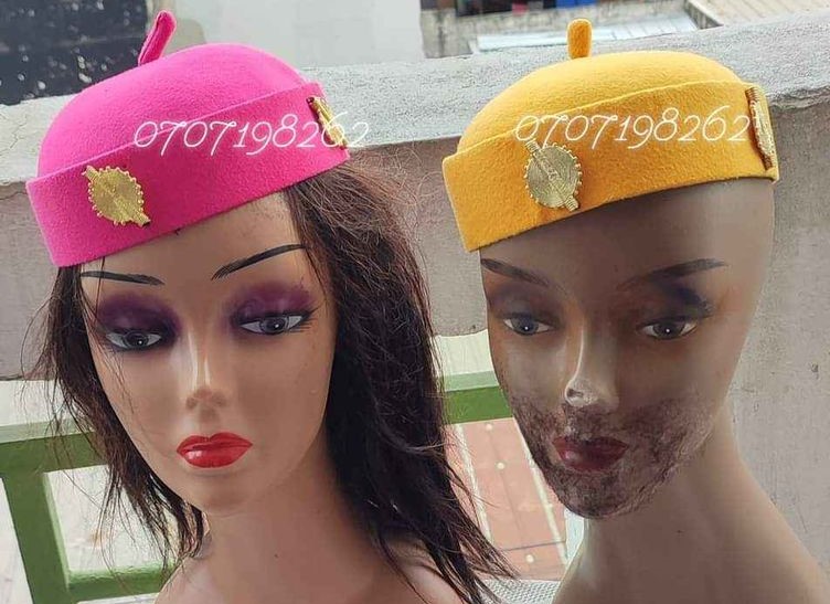 Chapeau Akan