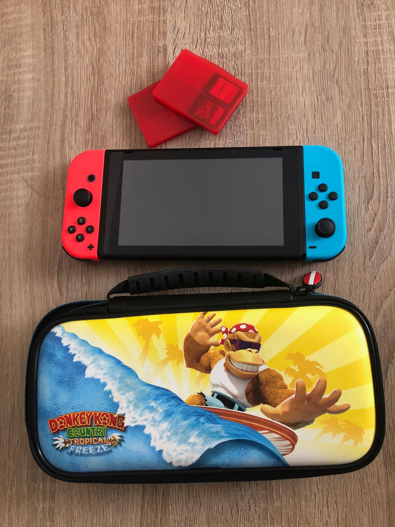 Console Nintendo Switch 2019 Bleue / Rouge