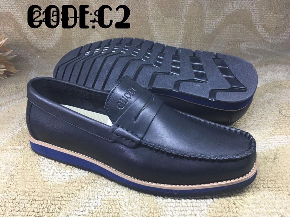 CHAUSSURE