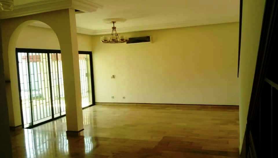 Duplex de 7 Pièces — photo 5
